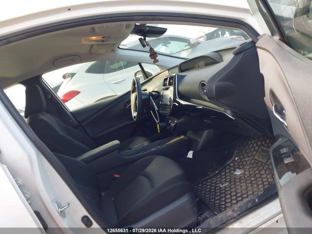 JTDL9MFU4N3031469 Toyota Prius Le/xle/night Shade