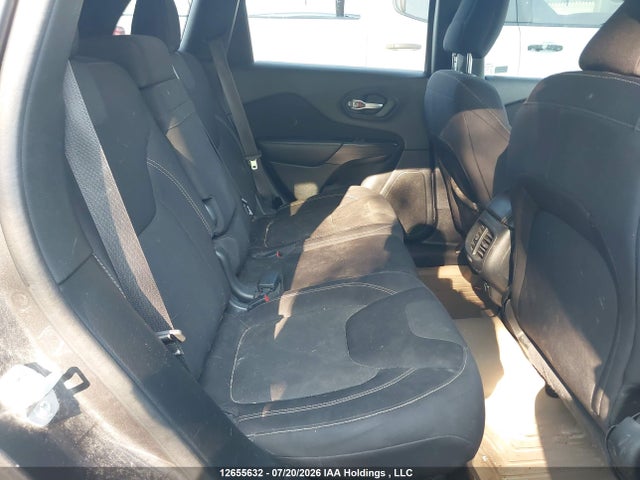 12655632 :رقم المزاد ، 1C4PJMCS9FW647681 vin ، 2015 Jeep Cherokee North مزاد بيع