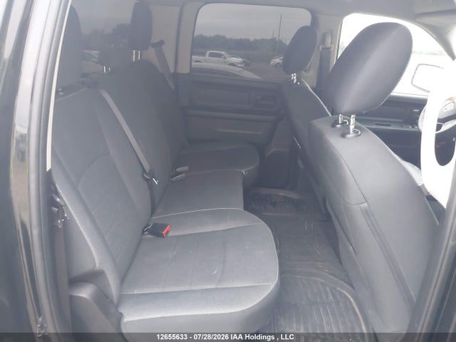 3C6RR7KT7NG180035 RAM 1500 Classic Tradesman