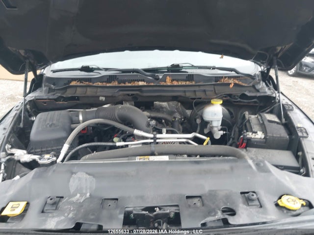 3C6RR7KT7NG180035 RAM 1500 Classic Tradesman