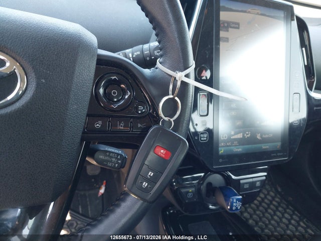 JTDL9RFU0K3006657 Toyota Prius Technology