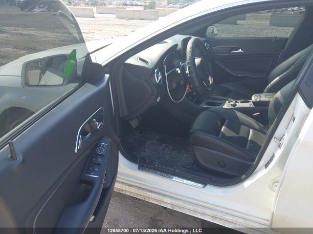 WDDSJ4GB6KN722928 Mercedes-Benz CLA 250 4MATIC
