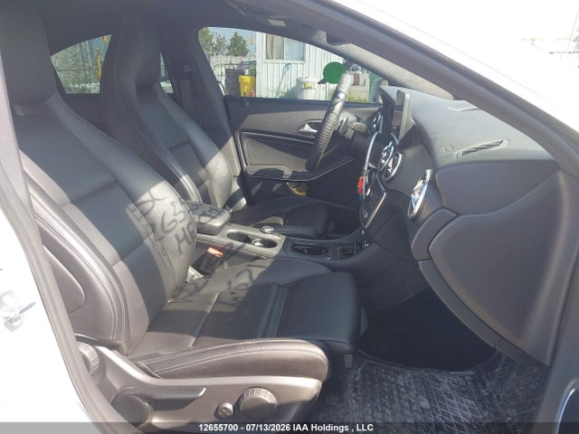 WDDSJ4GB6KN722928 Mercedes-Benz CLA 250 4MATIC