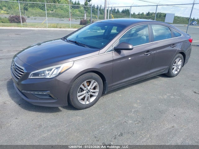 Hyundai SONATA GL 2015 5NPE24AF0FH067414 Image 2