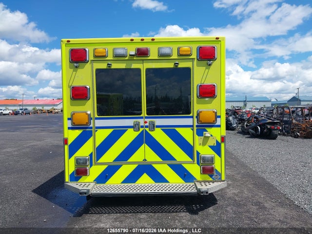 Ford Econoline E350 Super Duty Cutaway Van 2024 1FDWE3FN2RDD20471 Image 16