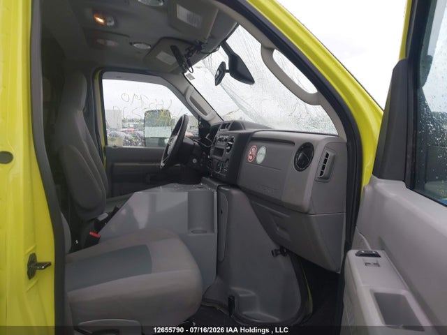 Ford Econoline E350 Super Duty Cutaway Van 2024 1FDWE3FN2RDD20471 Image 5
