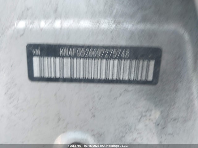 12655793 :رقم المزاد ، KNAFG526697275748 vin ، 2009 Kia Rondo Lx/ex مزاد بيع