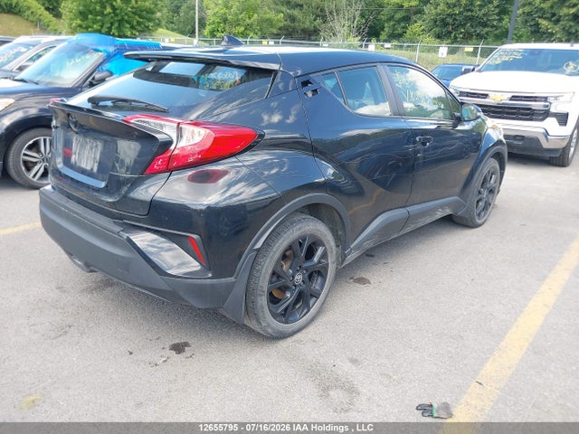 JTNKHMBX4M1102965 Toyota C-hr Xle Premium