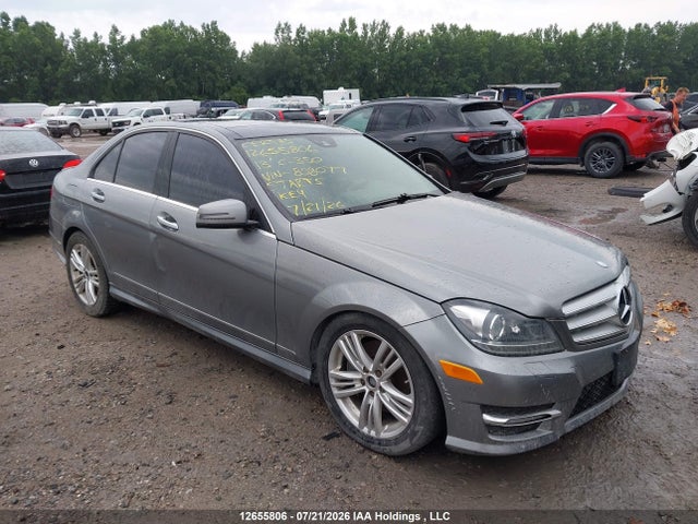 2013 Mercedes-benz C 350 4matic მანქანა იყიდება აუქციონზე, vin: WDDGF8JB6DA808077, აუქციონის ნომერი: 12655806