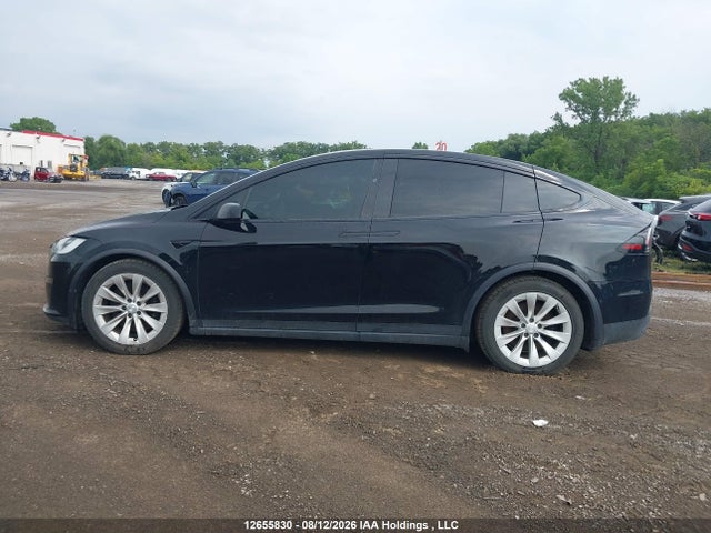 Продажа на аукционе авто 2022 Tesla Model X, vin: 7SAXCBE62NF342107, номер лота: 12655830