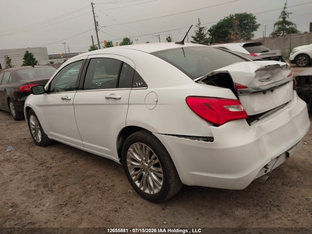 2013 Chrysler 200 Limited მანქანა იყიდება აუქციონზე, vin: 1C3CCBCG7DN673339, აუქციონის ნომერი: 12655881