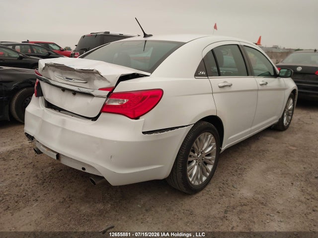 2013 Chrysler 200 Limited მანქანა იყიდება აუქციონზე, vin: 1C3CCBCG7DN673339, აუქციონის ნომერი: 12655881