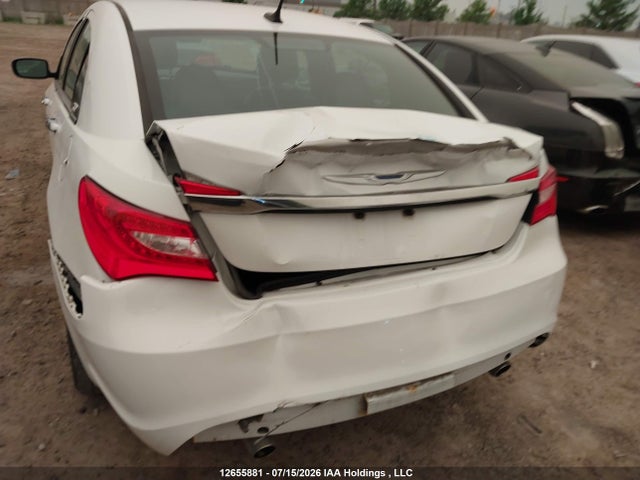 2013 Chrysler 200 Limited მანქანა იყიდება აუქციონზე, vin: 1C3CCBCG7DN673339, აუქციონის ნომერი: 12655881