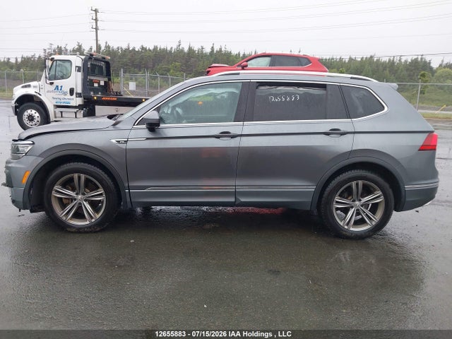 12655883 :رقم المزاد ، 3VV4B7AX1MM072636 vin ، 2021 Volkswagen Tiguan Sel Premium R-line مزاد بيع