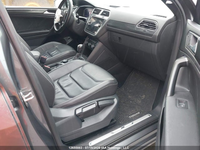 12655883 :رقم المزاد ، 3VV4B7AX1MM072636 vin ، 2021 Volkswagen Tiguan Sel Premium R-line مزاد بيع