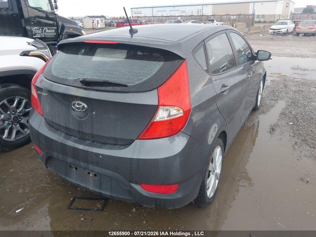 2013 Hyundai Accent Gls/se მანქანა იყიდება აუქციონზე, vin: KMHCU5AE2DU070389, აუქციონის ნომერი: 12655900