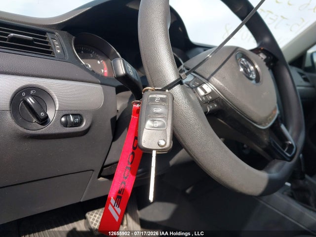 Продажа на аукционе авто 2015 Volkswagen Jetta 2.0l Trendline/2.0l Trendline+, vin: 3VW2K7AJ7FM304058, номер лота: 12655902
