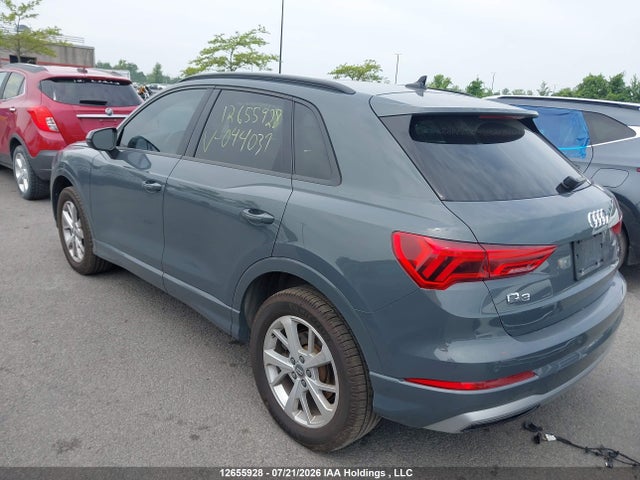 12655928 :رقم المزاد ، WA1AECF38L1044037 vin ، 2020 Audi Q3 45 Komfort مزاد بيع