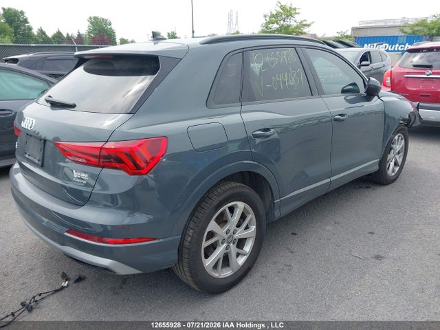 12655928 :رقم المزاد ، WA1AECF38L1044037 vin ، 2020 Audi Q3 45 Komfort مزاد بيع