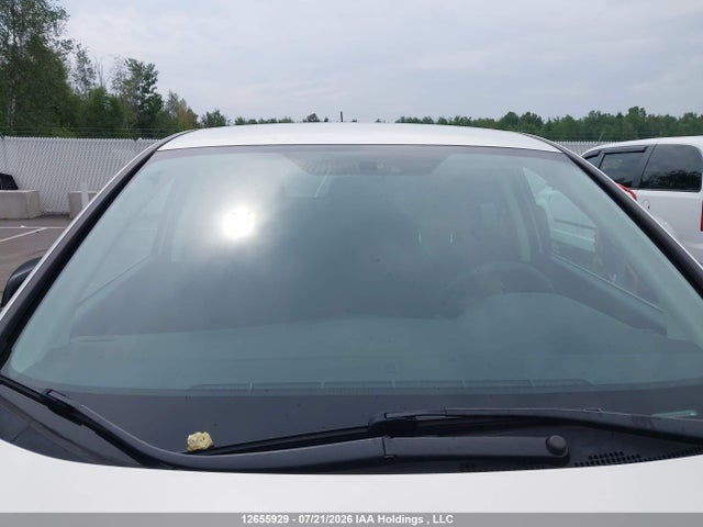 Honda CR-V LX 2015 2HKRM3H38FH001789 Image 17