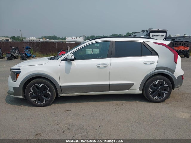 Продажа на аукционе авто 2023 Kia Niro Ev Limited/limited W/snow White Pearl   Grey Exterior, vin: KNDCT3L19P5076548, номер лота: 12655945