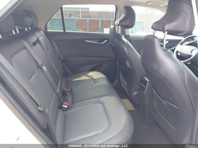 Продажа на аукционе авто 2023 Kia Niro Ev Limited/limited W/snow White Pearl   Grey Exterior, vin: KNDCT3L19P5076548, номер лота: 12655945