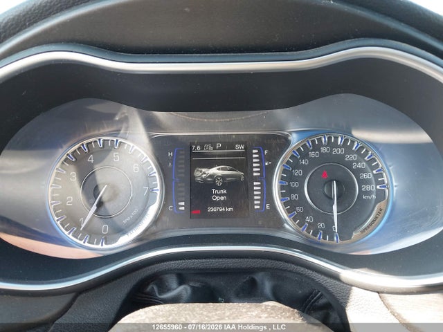 Chrysler 200 LX 2015 1C3CCCFB5FN593272 Image 7