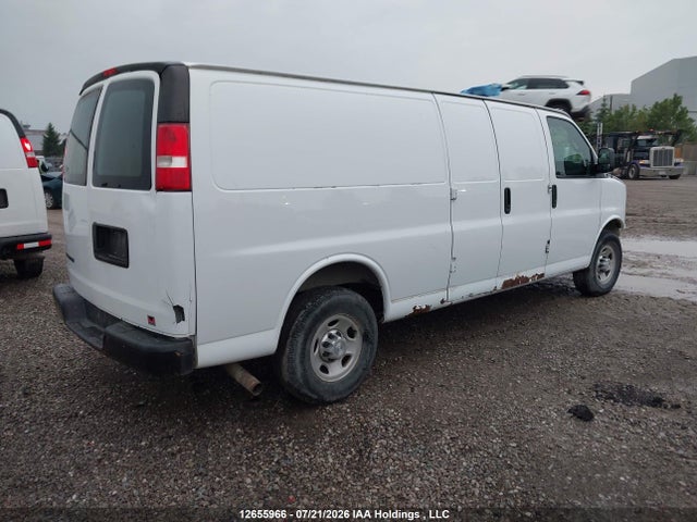 Chevrolet Express G2500 2017 1GCWGBFF6H1115446 Image 4