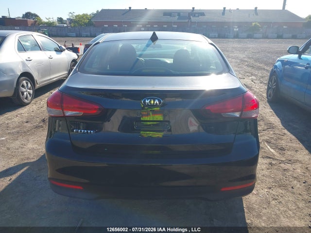 12656002 :رقم المزاد ، 3KPFL4A75JE253960 vin ، 2018 Kia Forte Lx/lx+ مزاد بيع