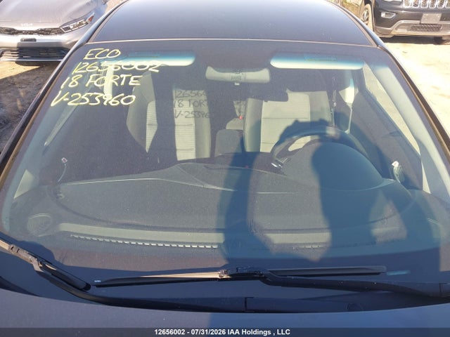 12656002 :رقم المزاد ، 3KPFL4A75JE253960 vin ، 2018 Kia Forte Lx/lx+ مزاد بيع