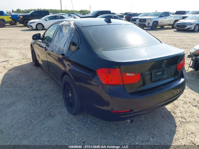 BMW 320i Xdrive 2015 WBA3C3G55FNT51910 Image 3