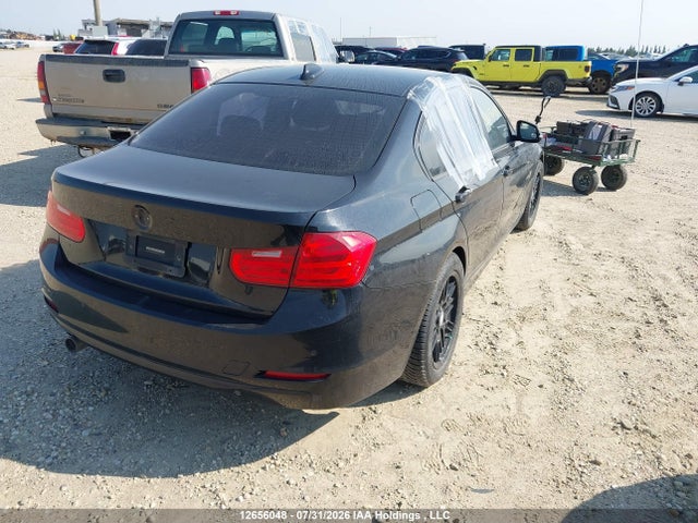 BMW 320i Xdrive 2015 WBA3C3G55FNT51910 Image 4
