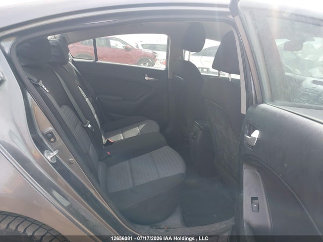 12656081 :رقم المزاد ، KNAFX4A68F5376812 vin ، 2015 Kia Forte 1.8l Lx/1.8l Lx+/lx+ Winter Edition مزاد بيع