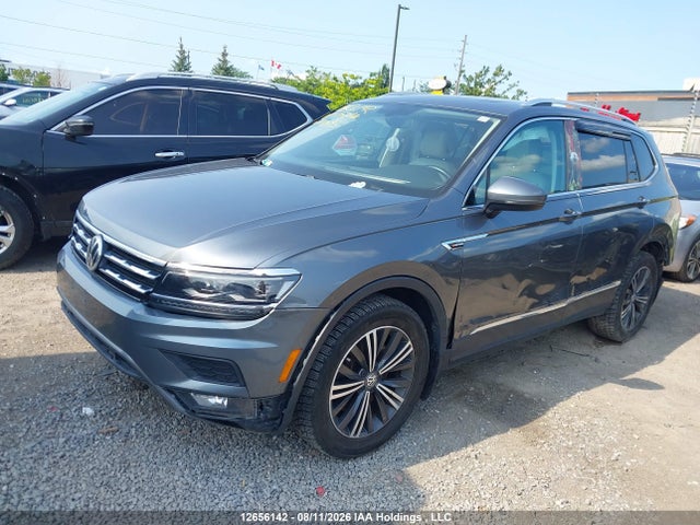 Volkswagen Tiguan 2018 3VV4B7AX9JM118693 Image 2