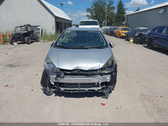 Продажа на аукционе авто 2016 Toyota Prius C, vin: JTDKDTB35G1127921, номер лота: 12656148