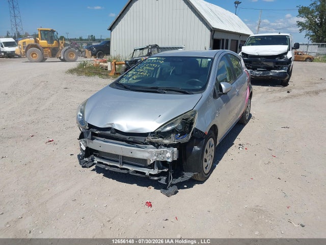 Продажа на аукционе авто 2016 Toyota Prius C, vin: JTDKDTB35G1127921, номер лота: 12656148
