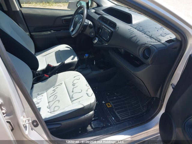 Продажа на аукционе авто 2016 Toyota Prius C, vin: JTDKDTB35G1127921, номер лота: 12656148