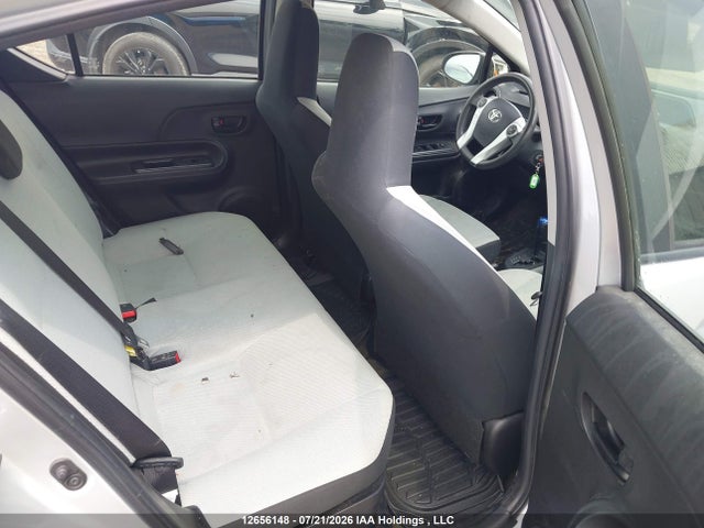 Продажа на аукционе авто 2016 Toyota Prius C, vin: JTDKDTB35G1127921, номер лота: 12656148