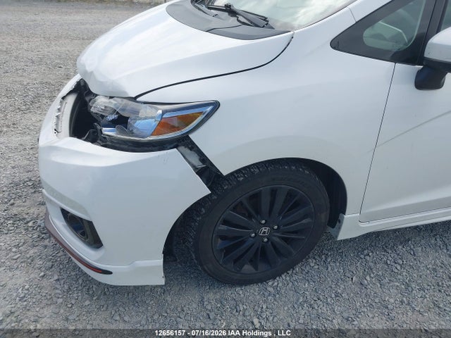 Продажа на аукционе авто 2018 Honda Fit Sport 5dr, vin: 3HGGK5H68JM100099, номер лота: 12656157