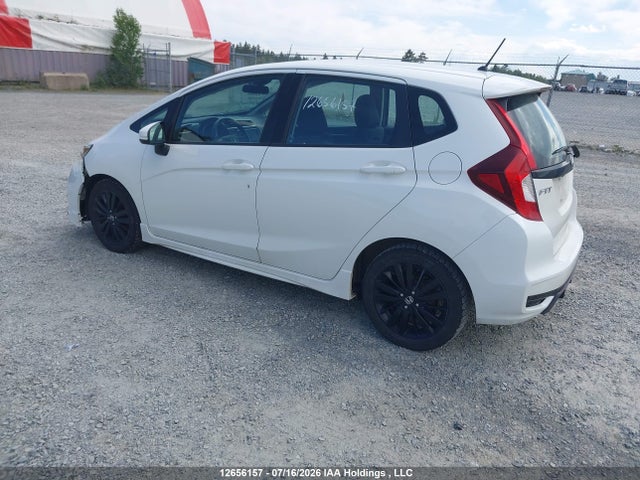 Продажа на аукционе авто 2018 Honda Fit Sport 5dr, vin: 3HGGK5H68JM100099, номер лота: 12656157