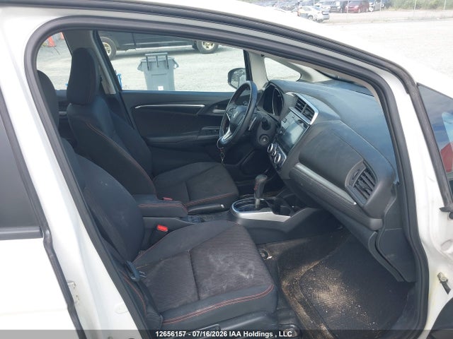 Продажа на аукционе авто 2018 Honda Fit Sport 5dr, vin: 3HGGK5H68JM100099, номер лота: 12656157