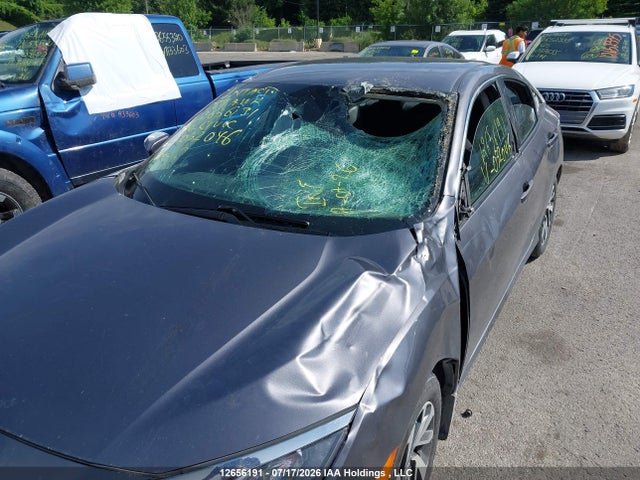 Honda Civic 2018 2HGFC2F67JH032046 Image 6