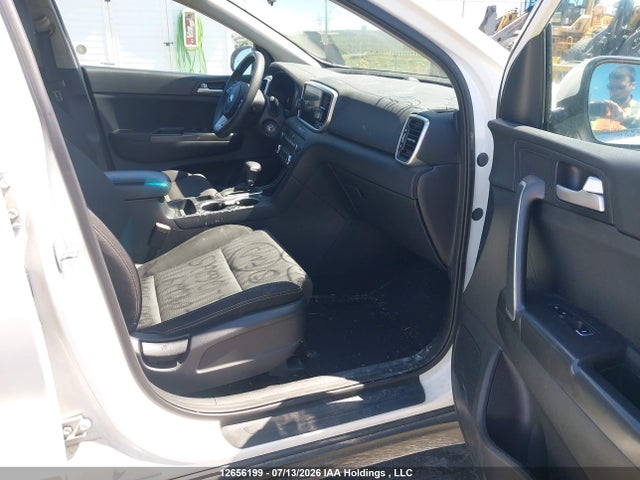 Продажа на аукционе авто 2020 Kia Sportage Lx, vin: KNDPMCAC2L7696224, номер лота: 12656199
