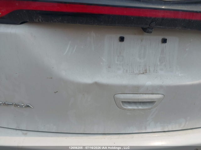 Chrysler Pacifica Limited 2026 2C4RC1GG3TR279283 Image 18