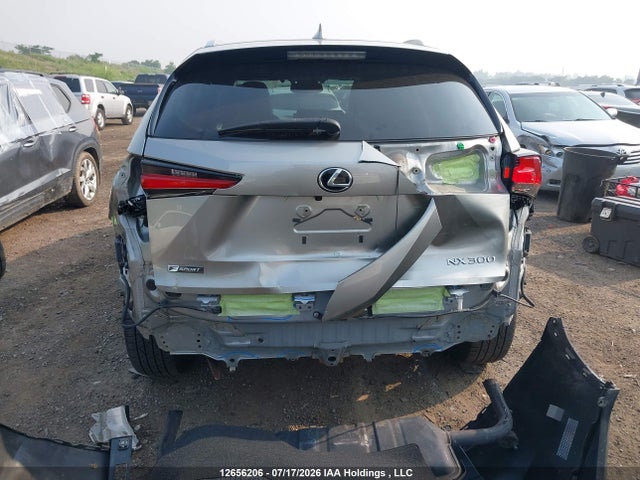 Lexus NX 300 2018 JTJBARBZ1J2161711 Image 16