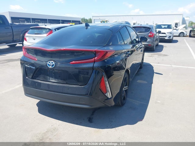 Продажа на аукционе авто 2020 Toyota Prius Prime Le/xle/limited, vin: JTDKARFP1L3120505, номер лота: 12656209