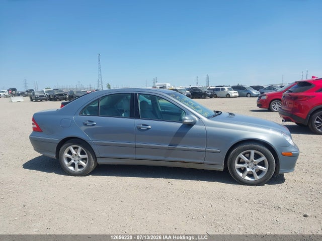2007 Mercedes-benz C 280 4mati მანქანა იყიდება აუქციონზე, vin: WDBRF92J87F838203, აუქციონის ნომერი: 12656220