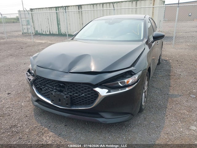 Mazda 3 2019 JM1BPAB75K1106154 Image 2