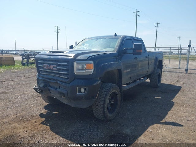 1GT42XCY4JF273110 GMC Sierra 3500hd Slt