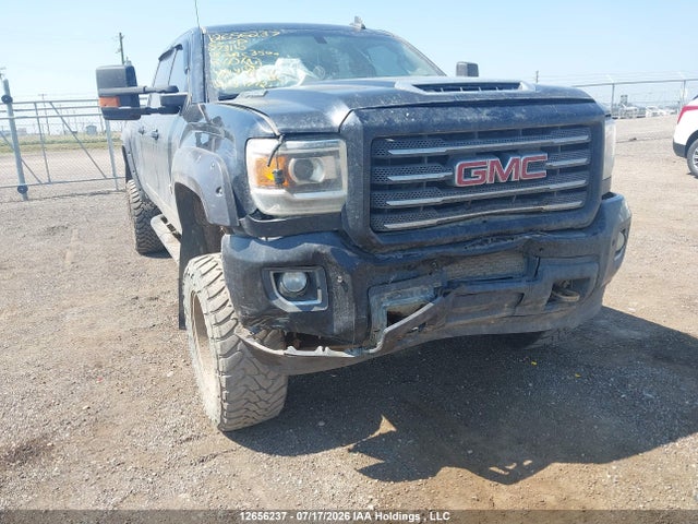 1GT42XCY4JF273110 GMC Sierra 3500hd Slt